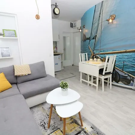 Corto Apartment