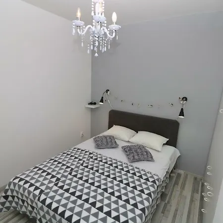 Corto Apartment *