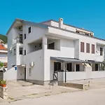 아파트 Corto *